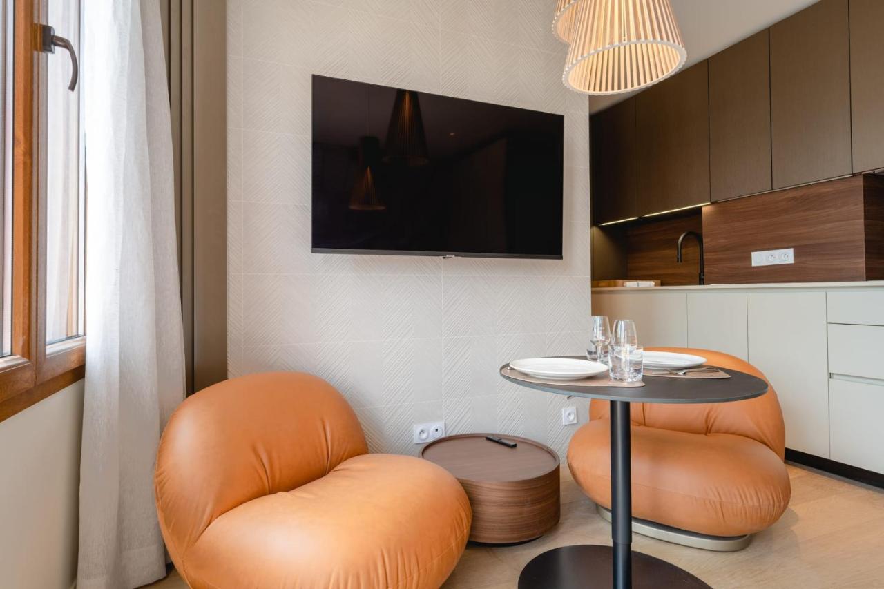 Le Nid Du Favre I - Charming Studio With Stunning Lake View Annecy Exteriér fotografie
